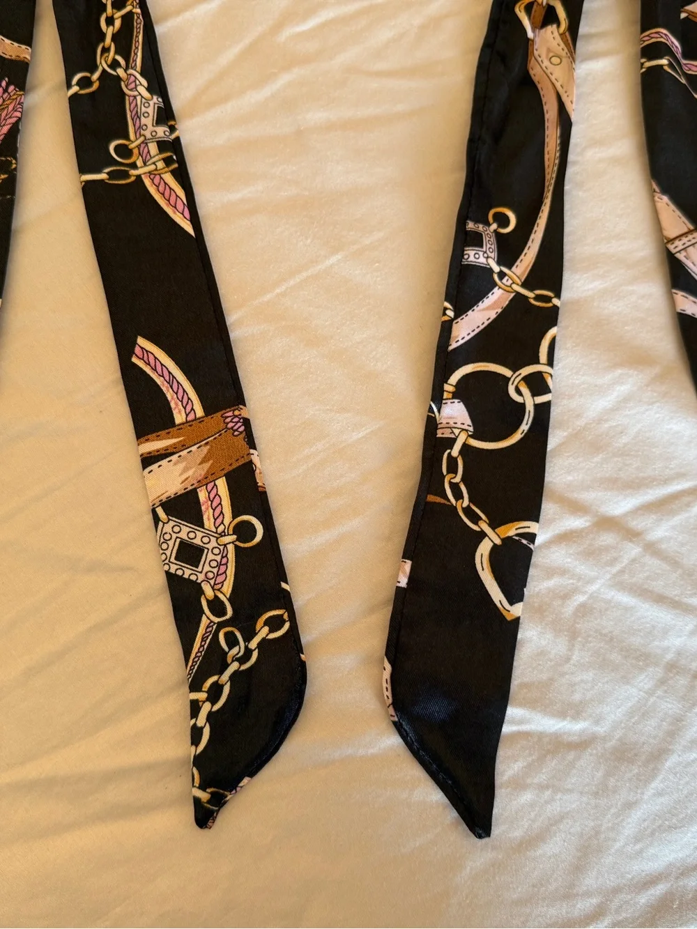2 xTwill Silk Scarf Ribbon Belt Print Head Bag Neck Tie 34” Black Chain Keychain